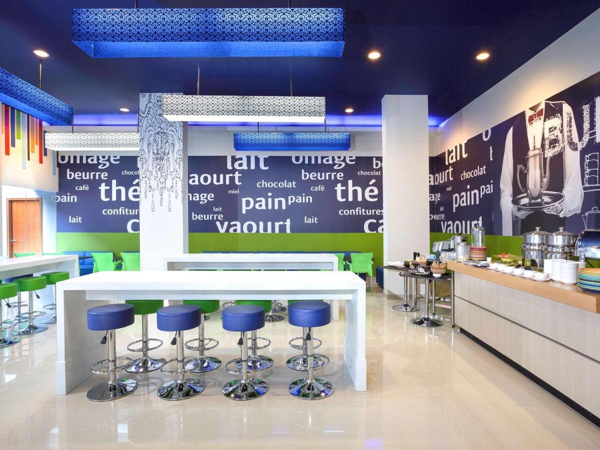Ibis Budget Semarang Tendean Exterior foto